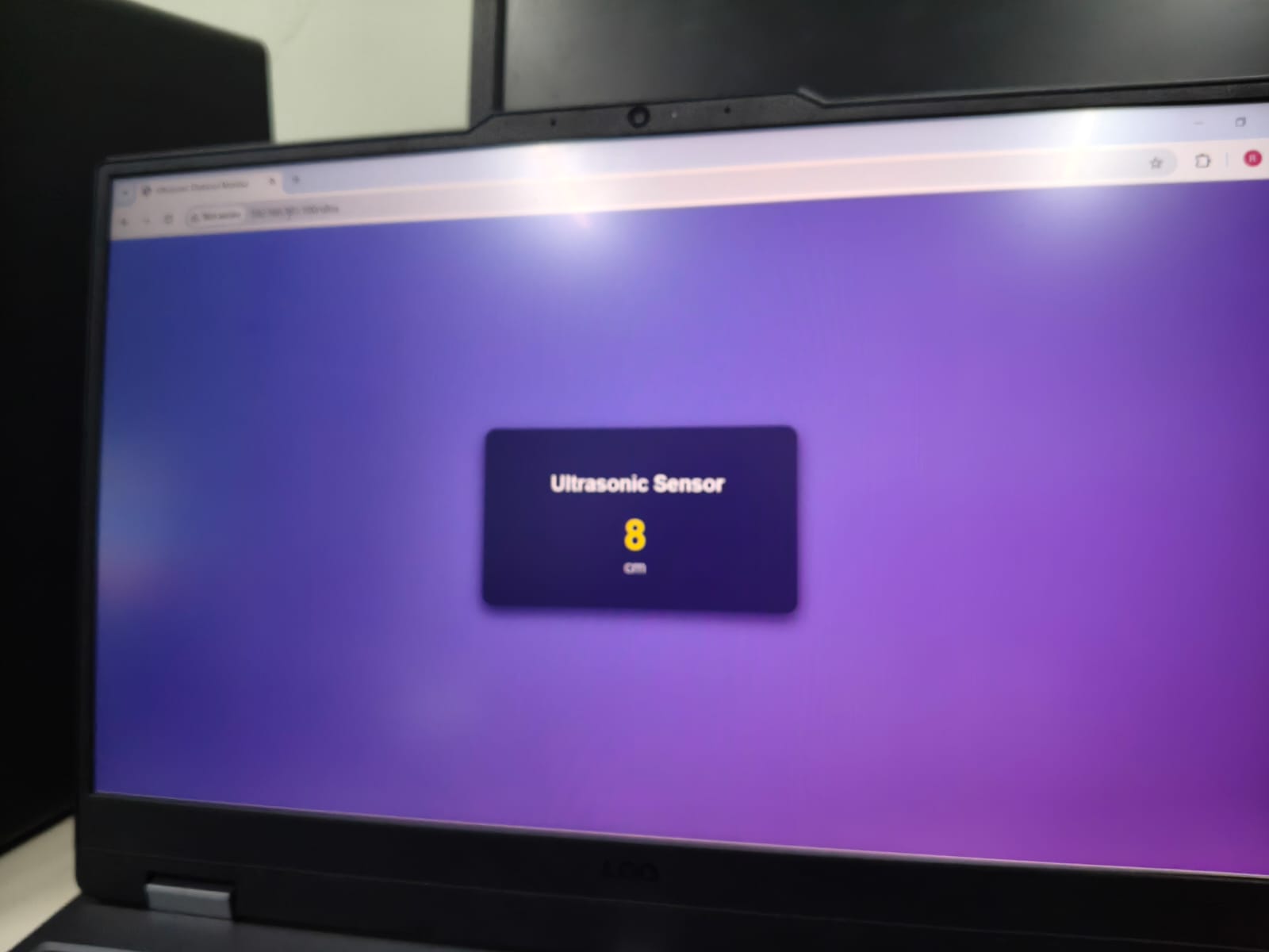 An ultrasonic sensor module connected to an Arduino Uno microcontroller on a breadboard.